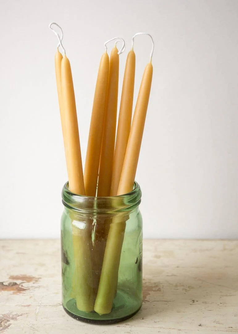 Long Standard Dinner – Boxed pairs of 6 Pure Beeswax Candles - Image 3