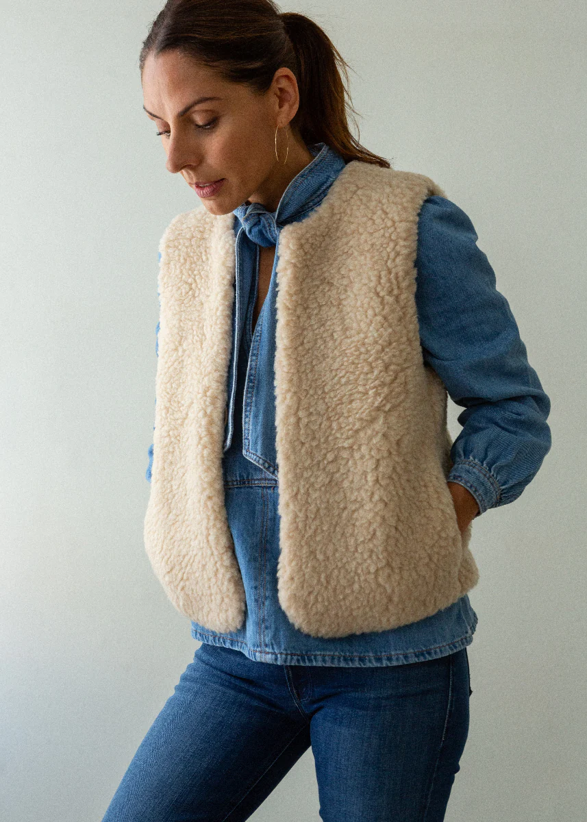Merino Gilet - Cream - Image 12