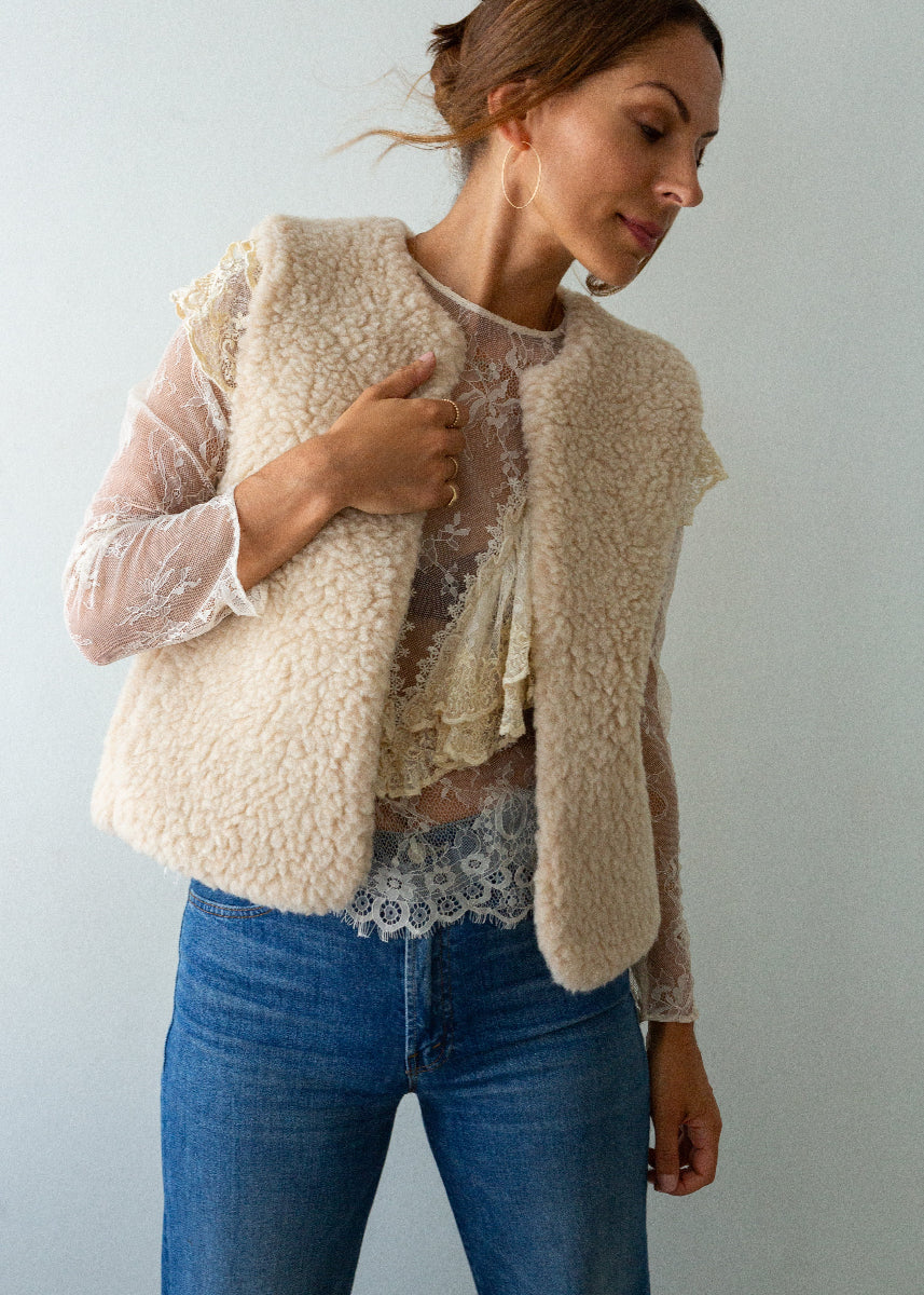 Merino Gilet - Cream - Image 14