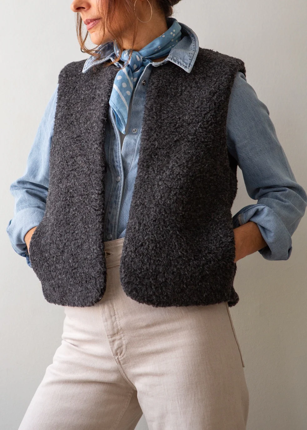 Merino Gilet - Charcoal - Image 3