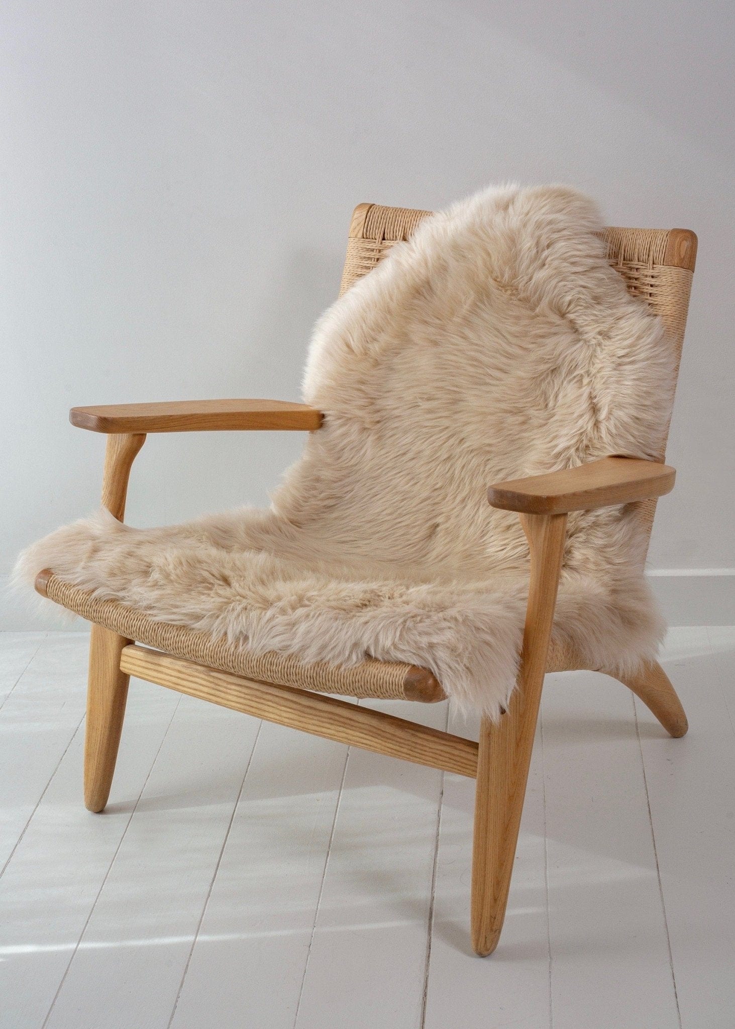 Standard Sheepskin Rug – Natural Nappa - Image 5