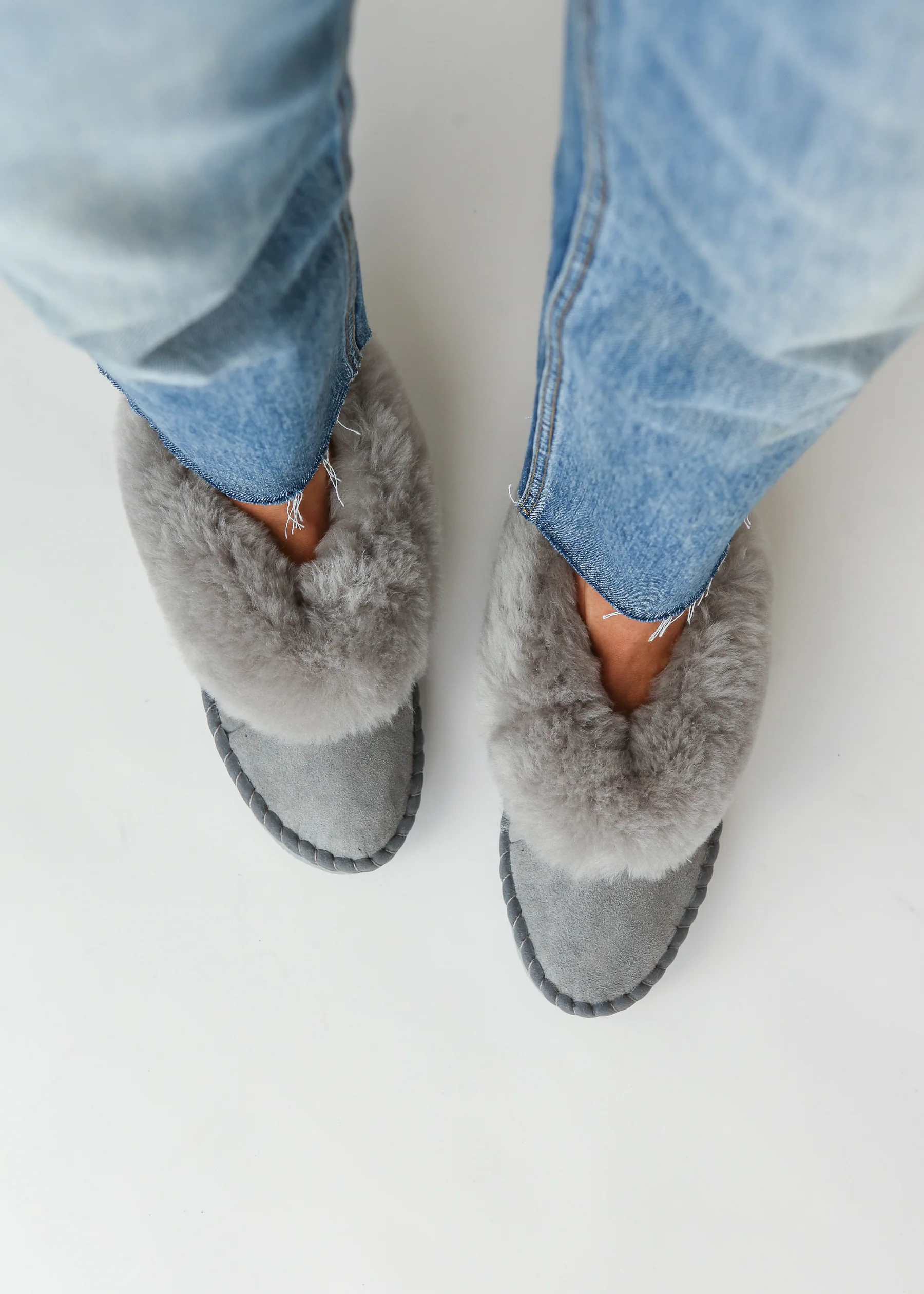 Women's Sheepskin Moccasin Slippers – Soft Grey - Image 4