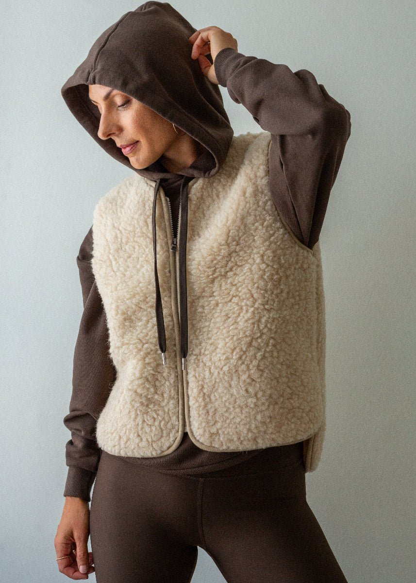 Zip Merino Gilet - Image 10