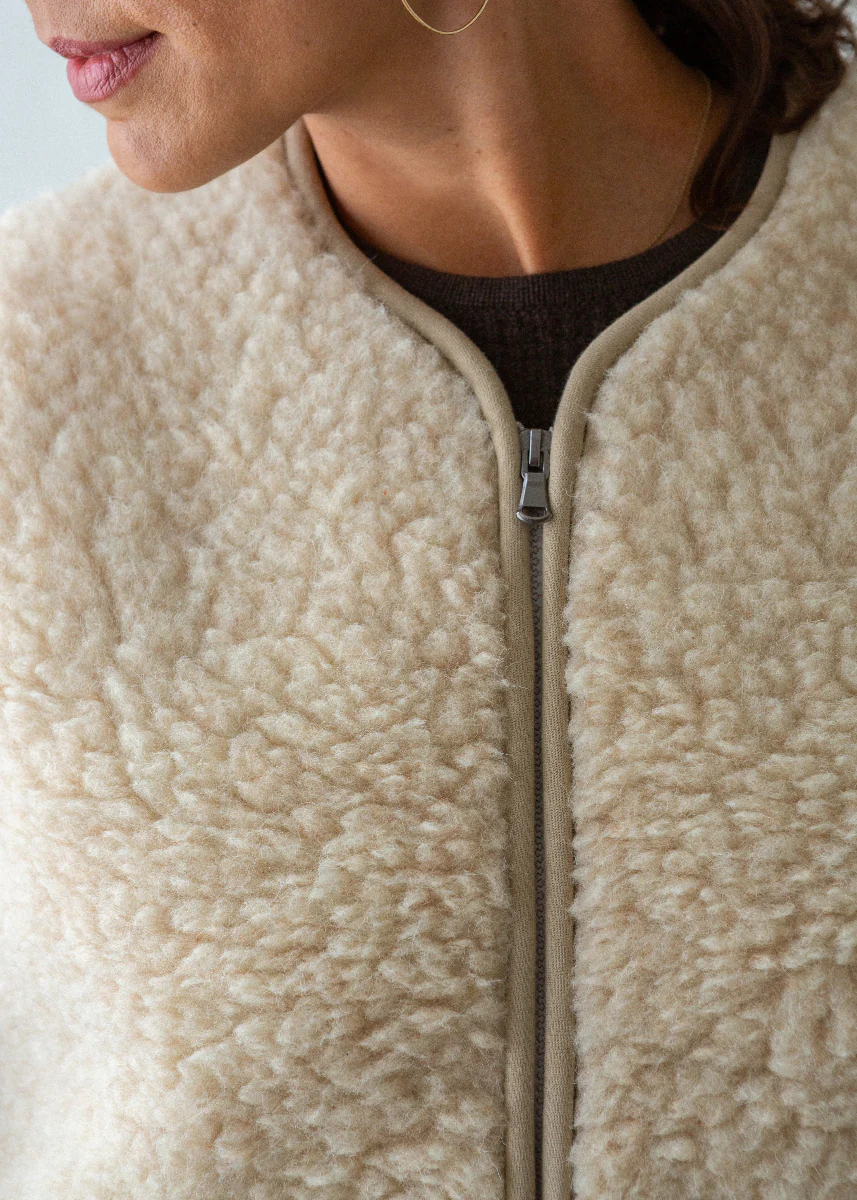 Zip Merino Gilet - Image 5