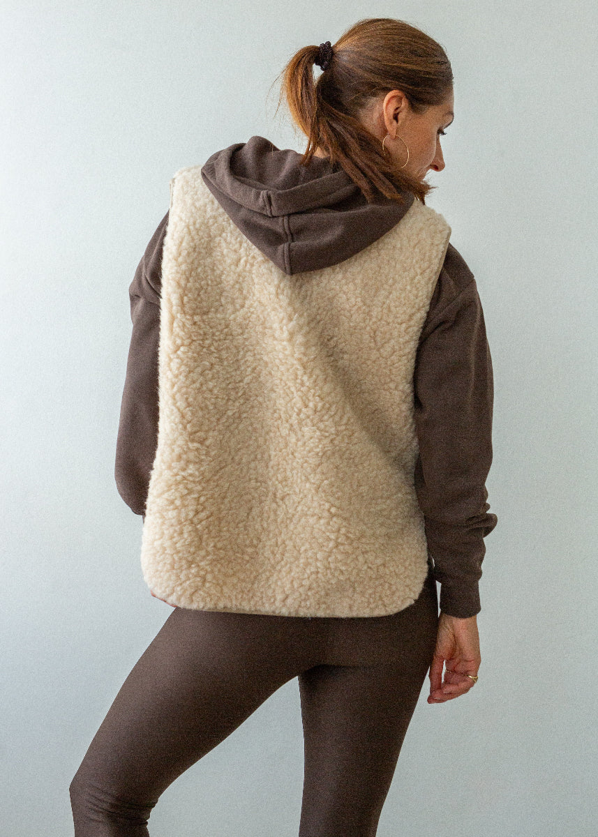 Zip Merino Gilet - Image 8